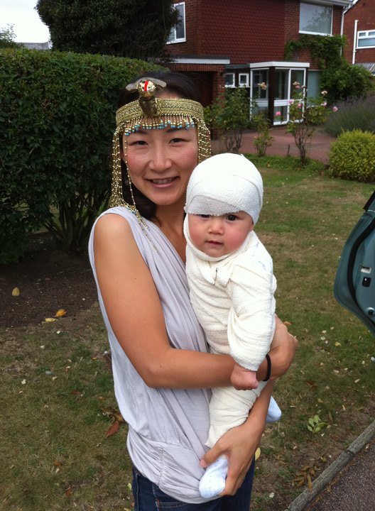 8_mummywithmummy